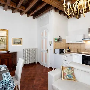 casa-merca-rialto.hotelinveneto.com/