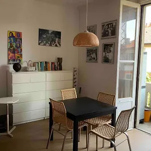 Splendido Con Tutti Servizi In Zona Navigli , Milan Italy