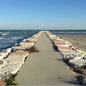 Esclusivo Appartamento- 6 Persone In Liberty , Lido di Venezia Italy